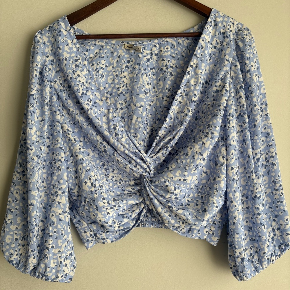 Abercrombie & Fitch Blue Twist Front Balloon Sleeve Summer Blouse – Size M
